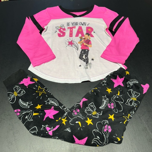 Lot of 7 Girls Size 6/6X and 6/7 Pajama Sets and Nightgowns - Picture 2 of 8